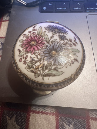 Victorian Falcon China Chrysanthemum Flower Floral England Trinket #62 VV MTS|114991