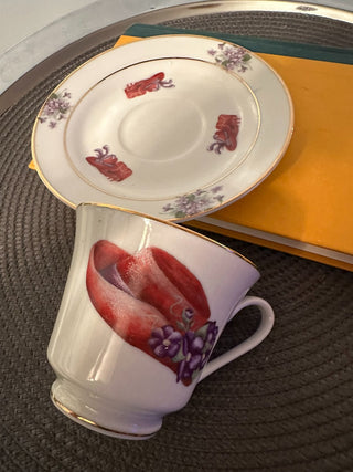 Vintage Teacup/Saucer Red Hat MTS