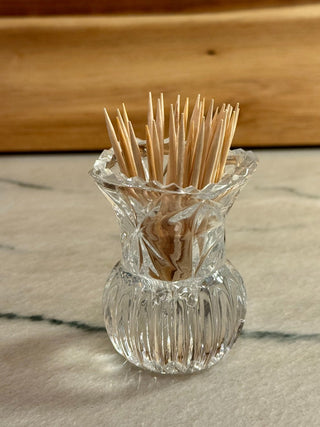 Sm glass vase w/matches