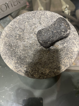 Molcajete grinding stone rsv