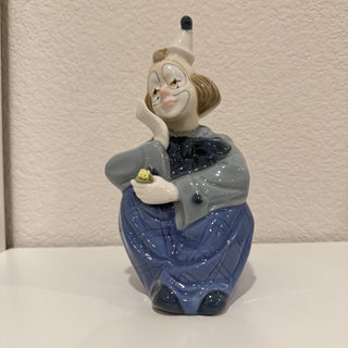 Vintage Porcelain Sitting Sad Clown Figurine PORCELANA DE CUERNAVACA Mexico_rsv