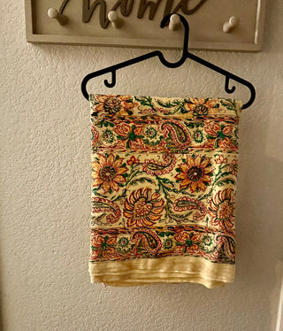 Vintage Fall Tablecloth--- 70" x 100" RSV|111880
