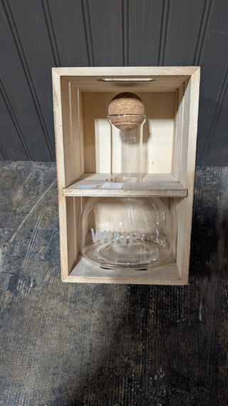 Wind Decantur in Wood Box RSV