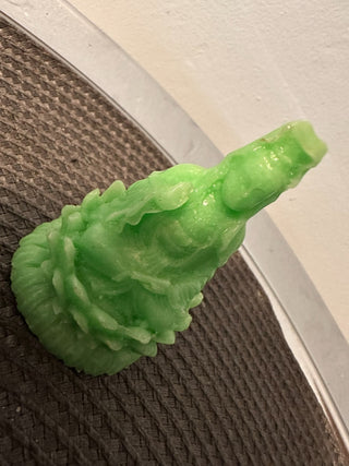 Guan Yin on Lotus Flower Figure Green  MTS|91274