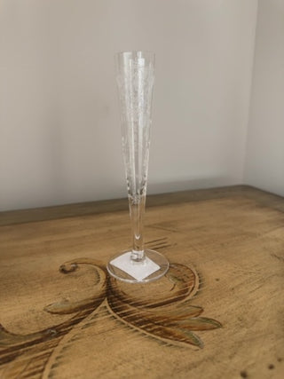 AJ - Chantilly Lace Delicate Bud Vase Small