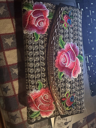 Handmade Embroidered Guatemalan Wallet #62 VV MTS