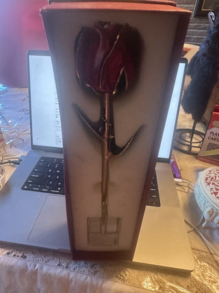 24K Gold Rose Valentine day or any special day Real Rose dipped 24K with Crystal stand #62 VV MTS