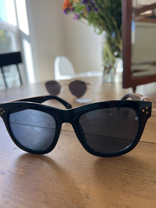 Black Avery JCU  Sunglasses w/gold accents|66299