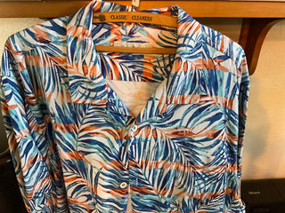 Tommy Bahama Hawaiian shirt wht blue floral silk MTS|81042