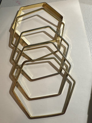 gold colored hexagon bracelets (5)|83404