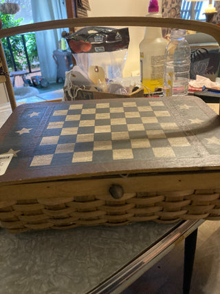 Child's Picnic Basket w/Checkers Board on Lid RSV|83418