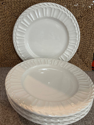 Loucarte white embossed ceramic dinner plates (4)|88728
