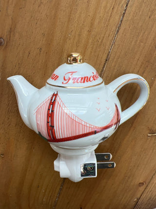 Golden Gt. Bridge Teapot Nightlight MTS|92074