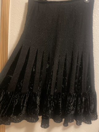 GRACE ELEMENTS Black Skirt, size 4-RSV|93903