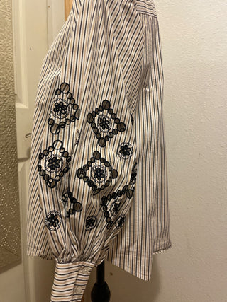 CHICO’s Long Sleeve Blouse, size 2-RSV|93937