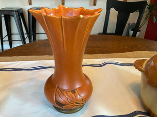 Roseville Pottery Silhouette vase Russet, repaired MTS|108206