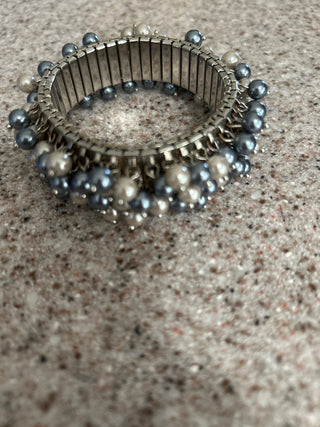 Anne Taylor Tahitian faux pearl bracelet|112710