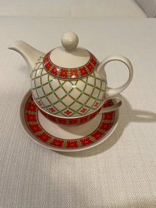 2005 Harry & David Porcelain Nesting Teapot, Cup & Saucer Set "Tea for one"|116824