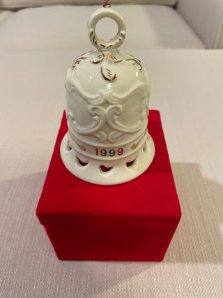 Vintage 1999 Bell ornament|117800