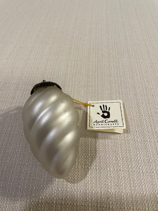 White glass ornament April Cornell handcraft RSV|118218