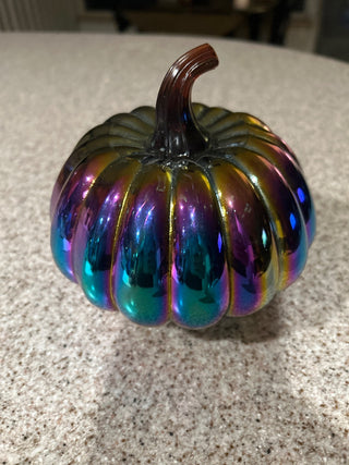 Iridescent rainbow glass pumpkin, round|121128