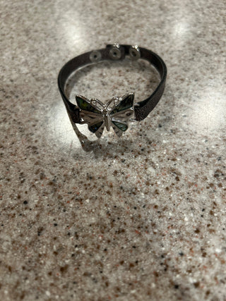 Leather bracelet W/ butterfly charm|121158