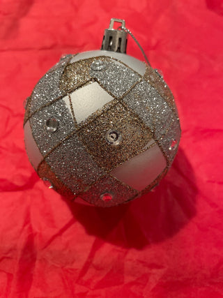 Silver and gold ornament|123323
