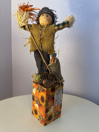 Scarecrow decor|124592