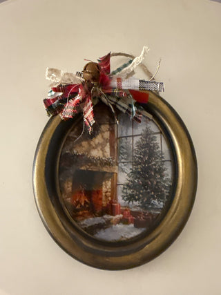 Christmas at home oval art piece  RCD|126689