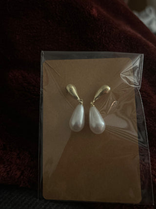 Vintage drop pearl earrings|129511