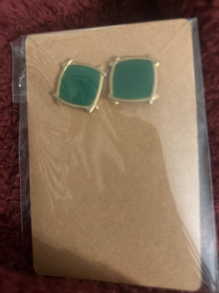 Vintage green square stud earrings|130833