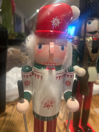 Christmas sweater skiing Nutcracker 14’|136094