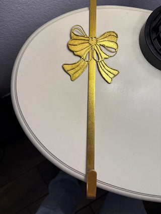 Gold wreath hanger with bow  RCD extra long|139242
