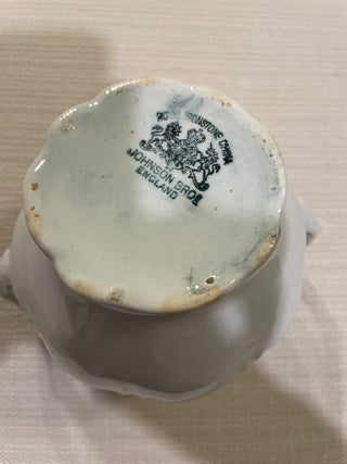 Johnson Brothers  serving bowl, England  White RSV|142655