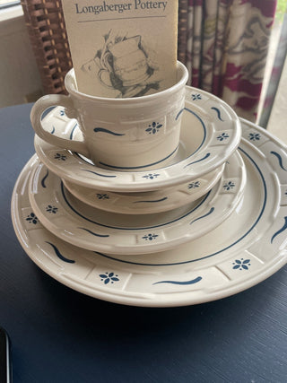 Longaberger Pottery Woven Traditions Heritage Blue 5 Piece Place Setting RSV|152079
