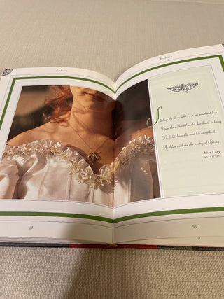 The romantic heart, Victoria book RSV|162597