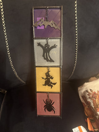 4 Tea light Tower holder Bat, Ghost, Witch, and Spider Glass and Metal #63 VV MTS