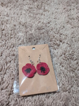 Crochet poppy earring