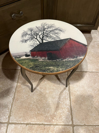 Small Barn Side Table. RSV|143087