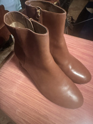 Lauren Ralph Lauren Wellford Booties Tan #63 VV MTS
