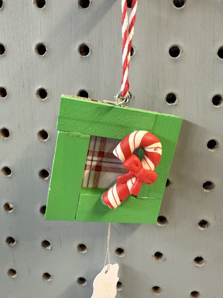Ornament Rustic Mini Green Square Window RCD|126682