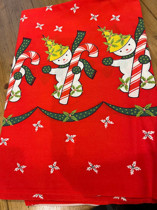 Vtg. Snowman Red Tablecloth Handsewn MTS|140009