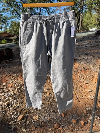 NWT GAP Easy Pant Drawstring Waist Slim Fit Cropped Size S