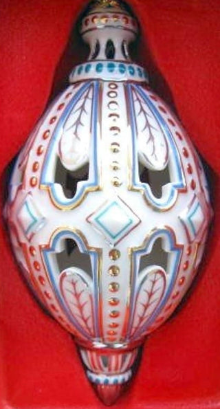 #62 VV Vintage Lenox Brocade Egg Ornament MTS