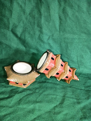 Vintage Pagoda trinket box