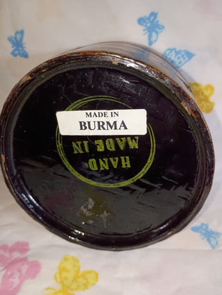 Handmade vintage Lacquerware container