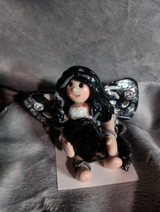 A Shade Darker Fae