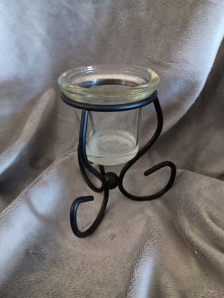Tealight candle holder