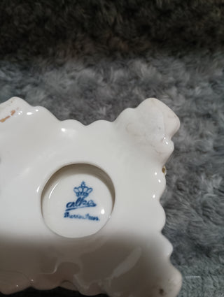 Dresden- Dec candel holder