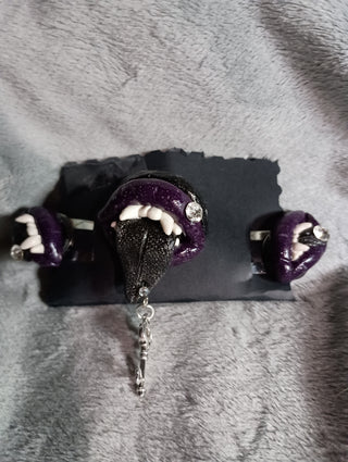 Purple vamp lips pin and hair clips